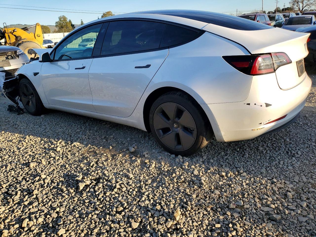 2023 Tesla Model 3 - Image 2