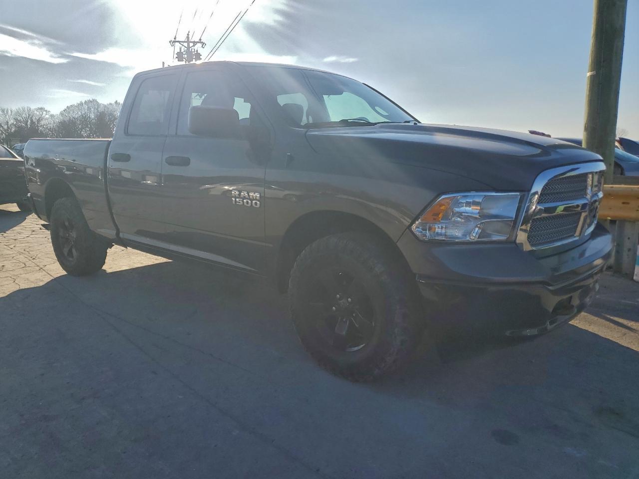2016 Ram 1500 St - Image 4