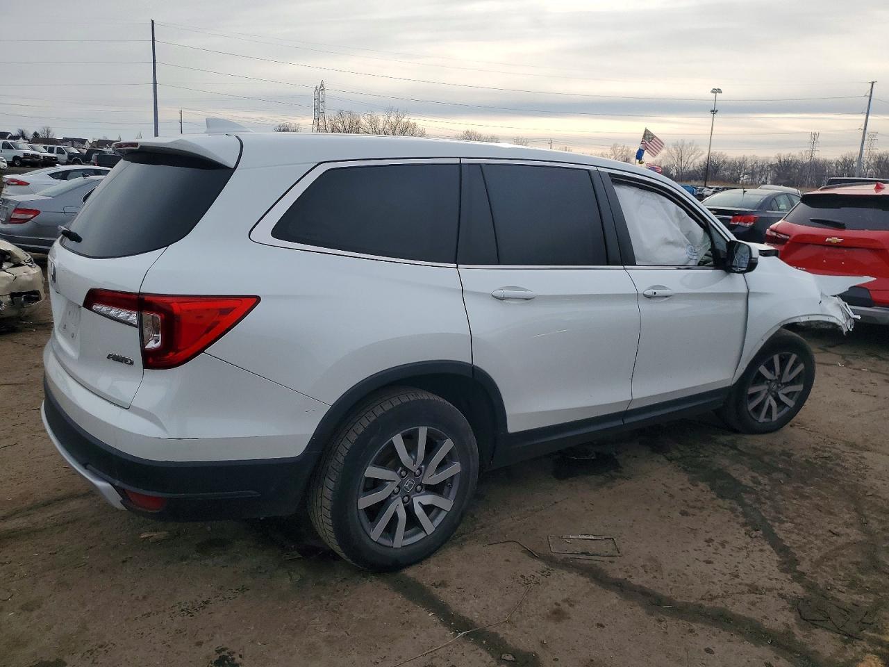 2021 Honda Pilot Ex - Image 3