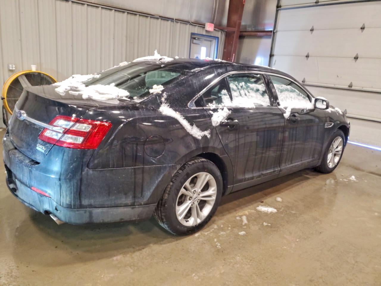 2015 Ford Taurus Sel - Image 3