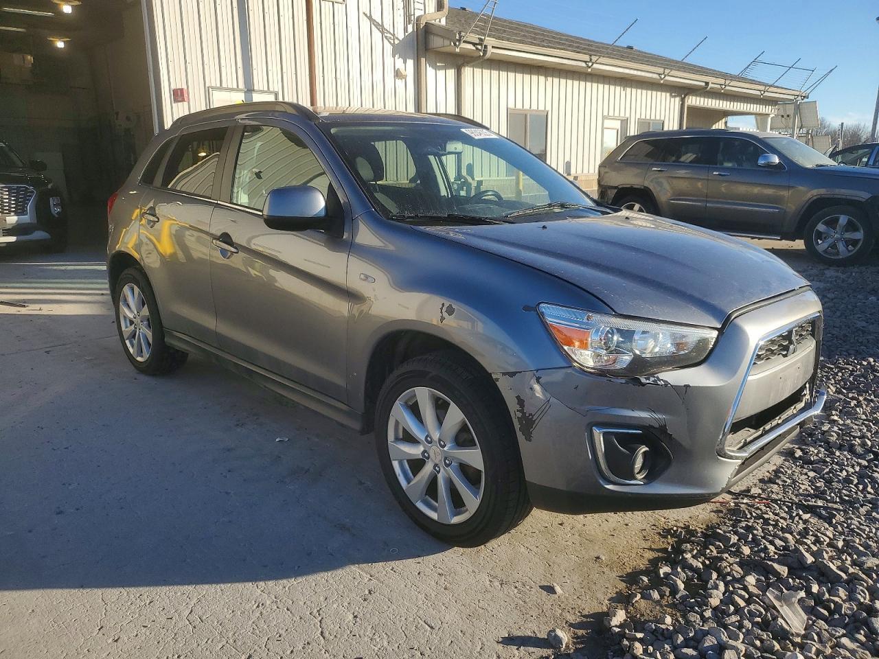 2013 Mitsubishi Outlander Sport Se - Image 4