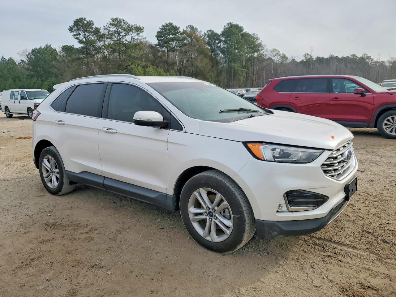 2019 Ford Edge Sel - Фото 4