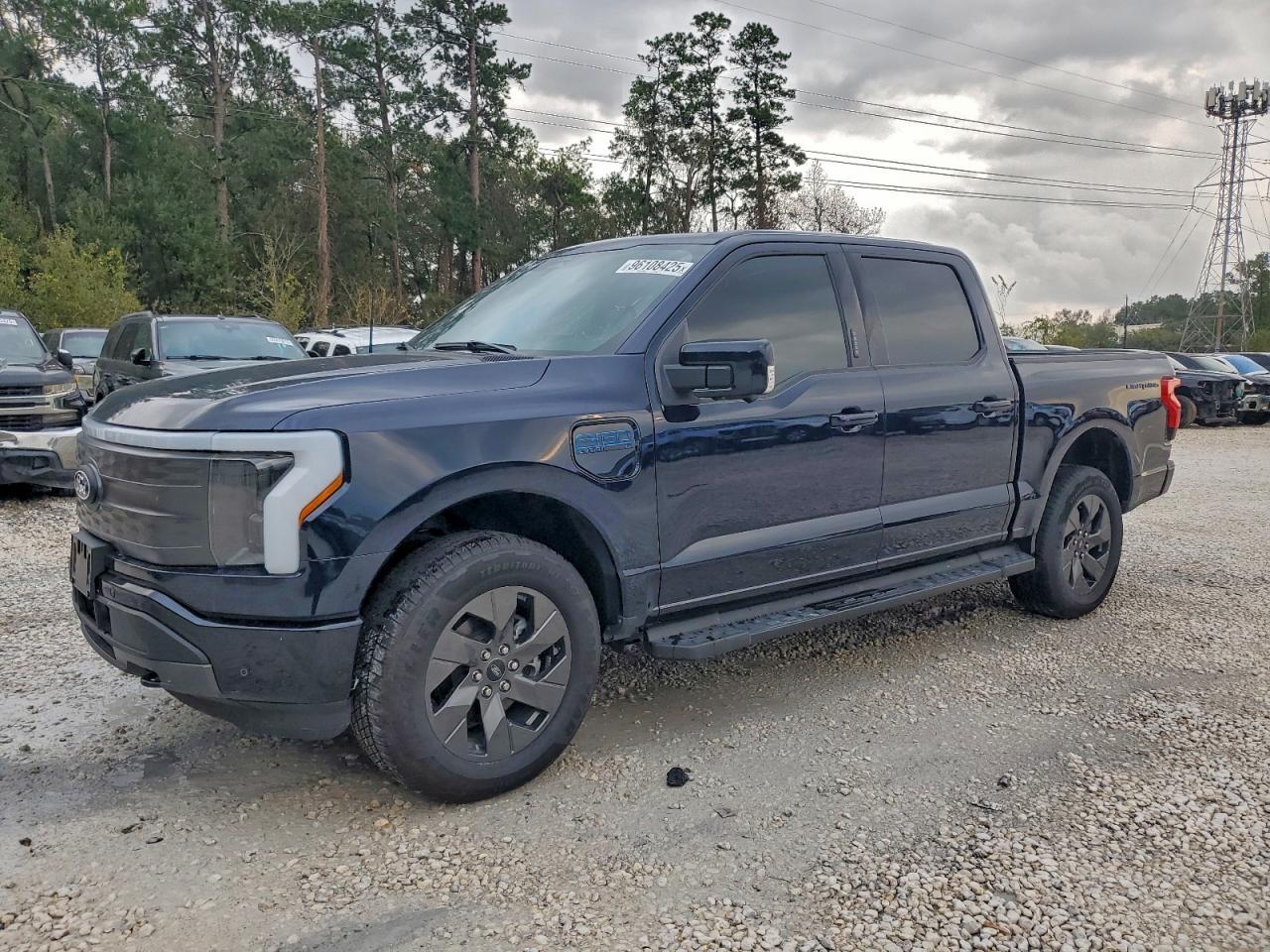 2025 Ford F150 Lightning Lariat