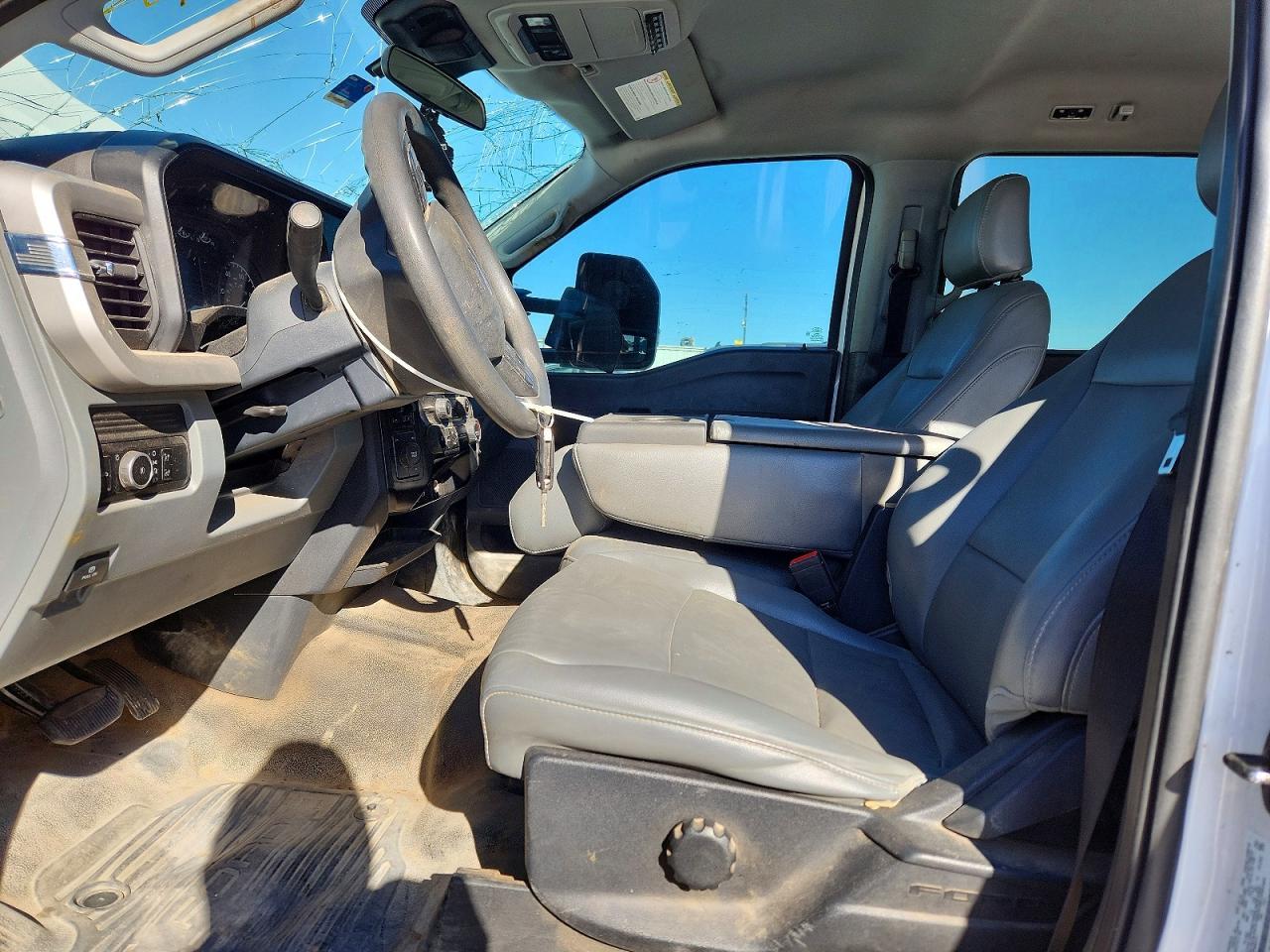 2023 Ford F350 Super Duty - Фото 7
