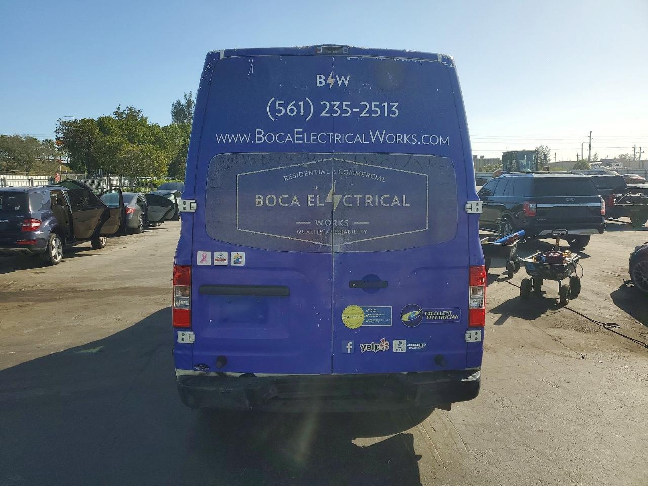 2012 Nissan Nv 2500 Utility / Service Van - Image 6