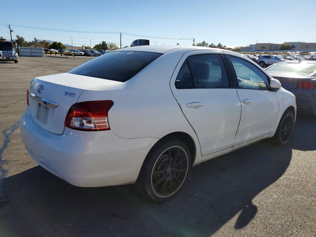 2008 Toyota Yaris - Фото 3