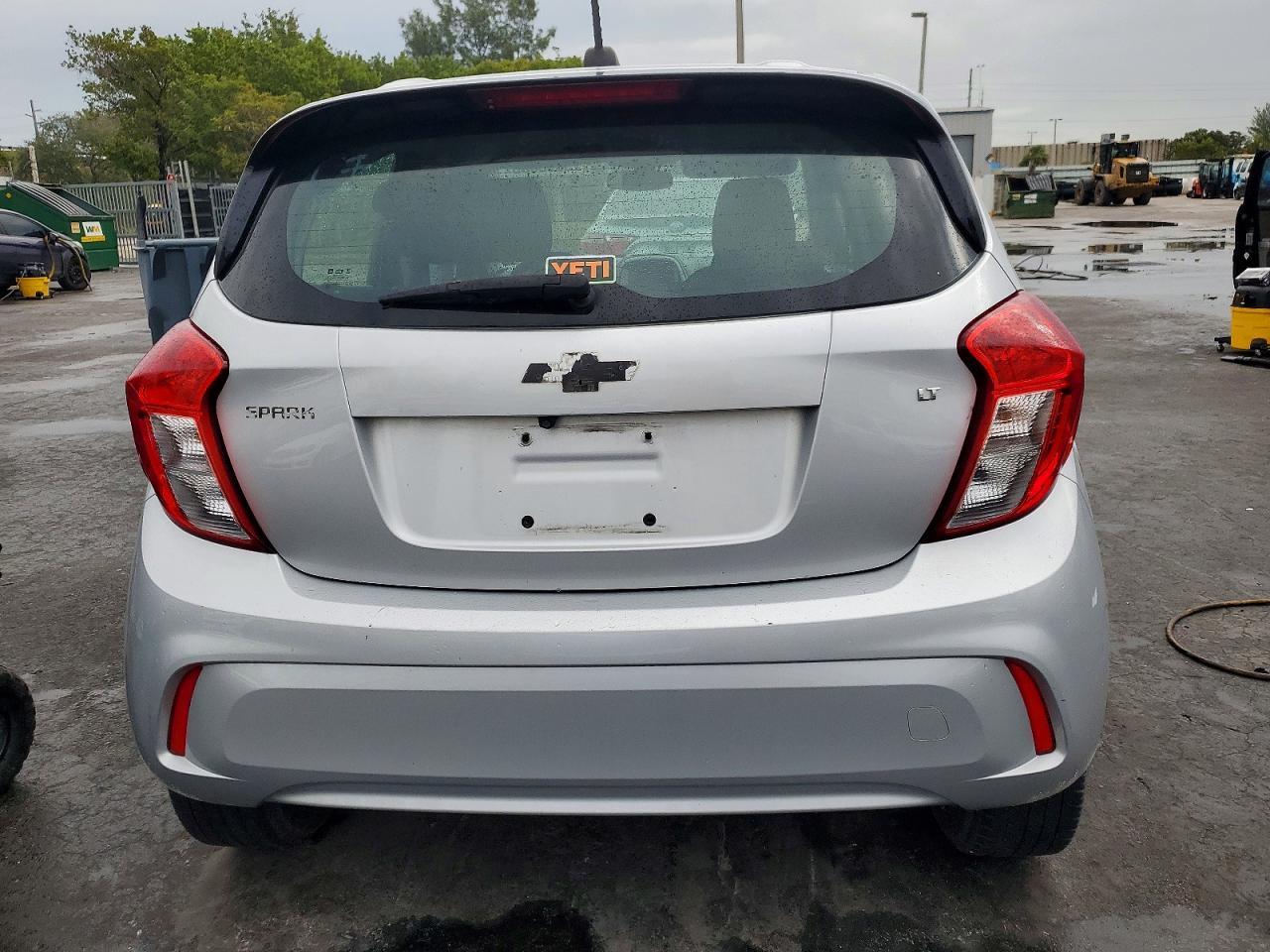 2021 Chevrolet Spark 1Lt - Фото 6