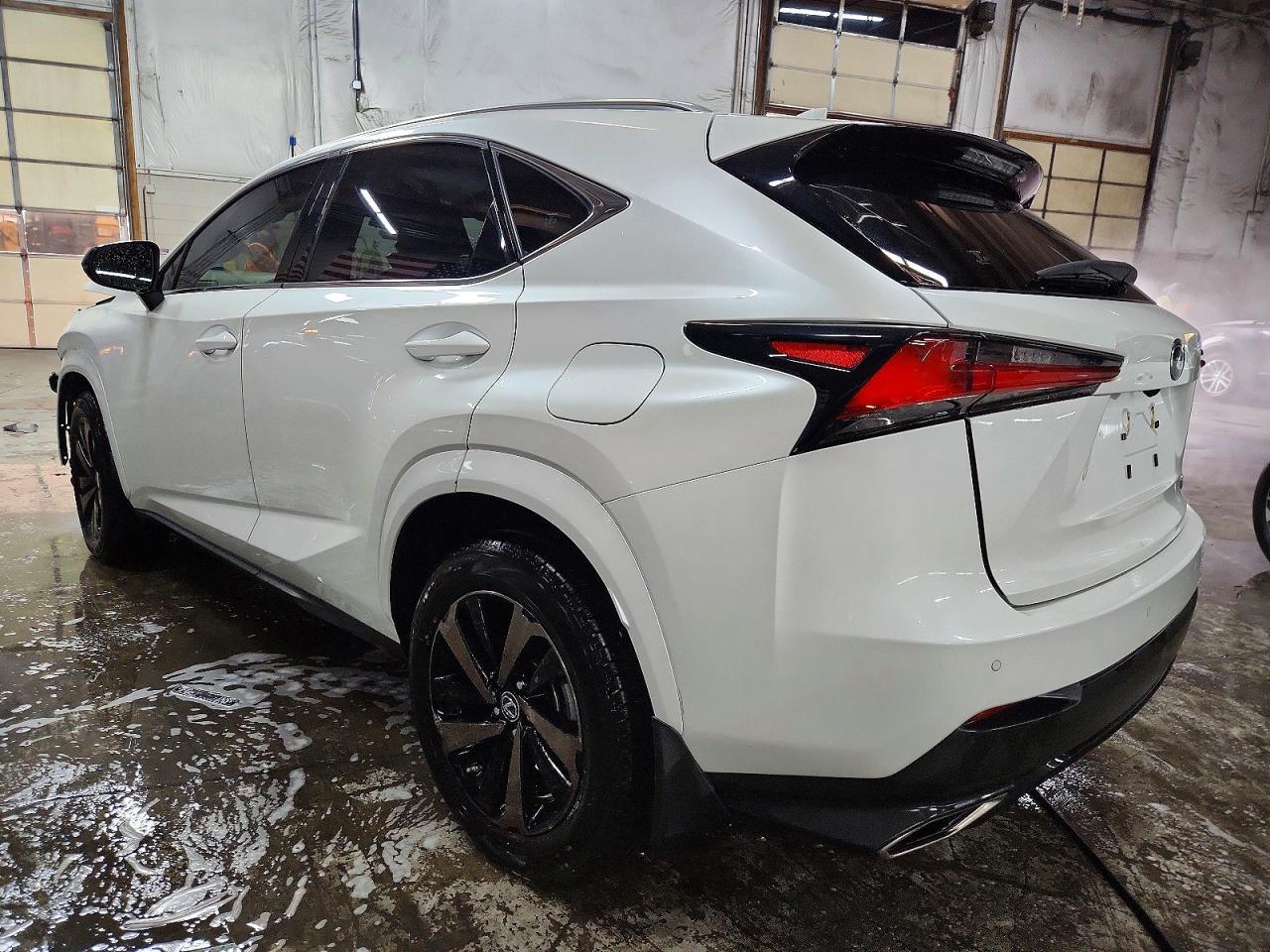 2020 Lexus Nx 300 - Фото 2