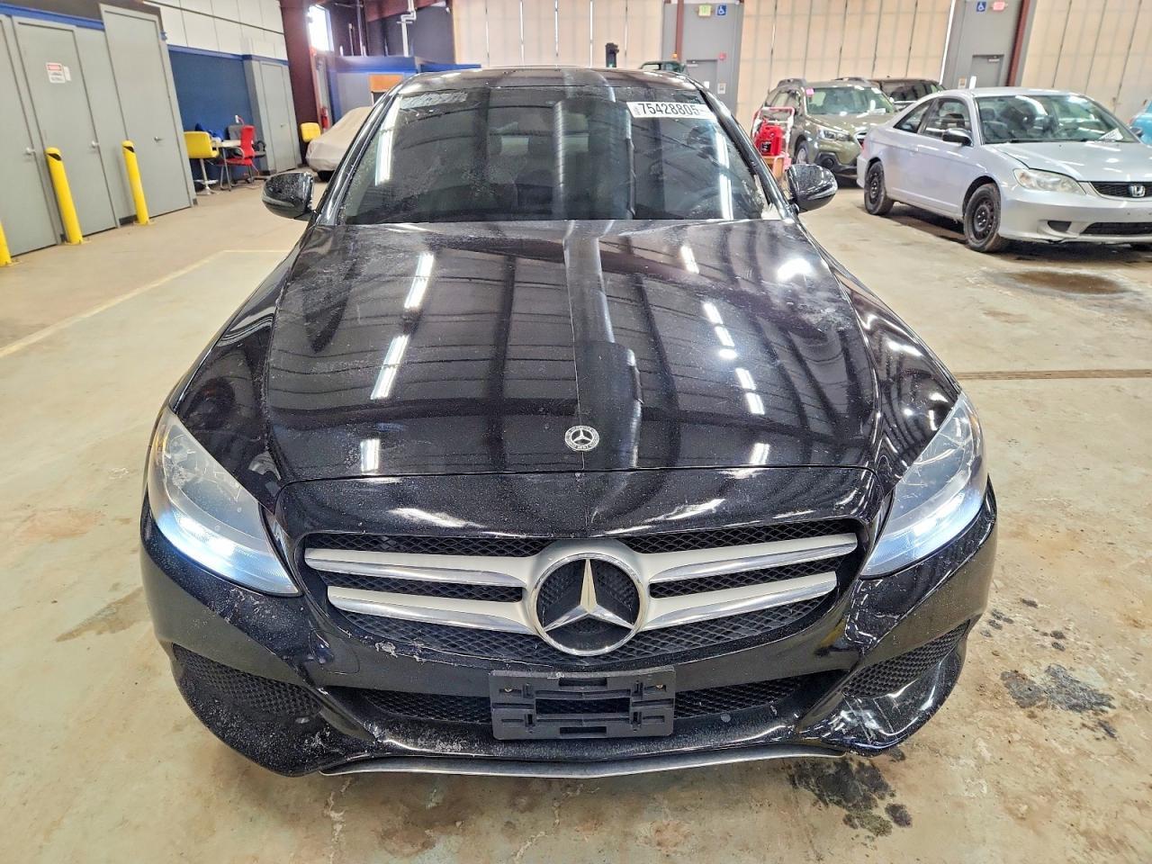 2018 Mercedes-Benz C 300 4Matic - Фото 5