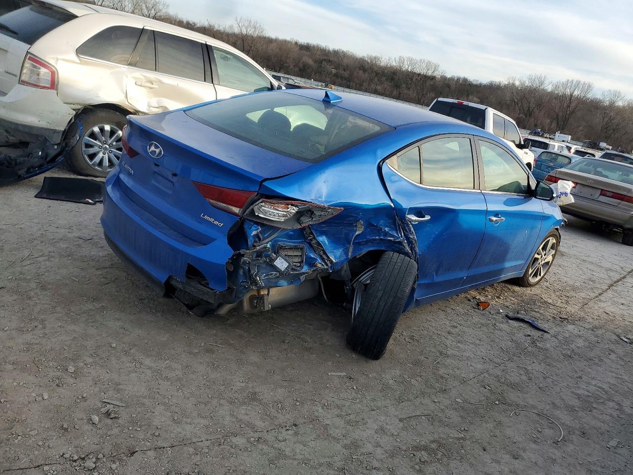 2017 Hyundai Elantra Se - Image 3