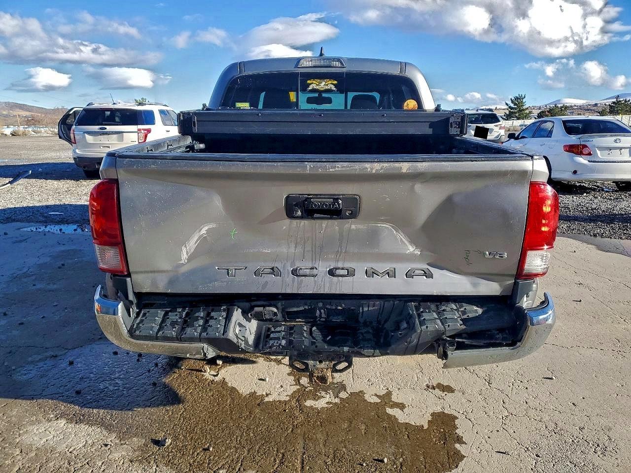 2017 Toyota Tacoma Double Cab - Фото 6