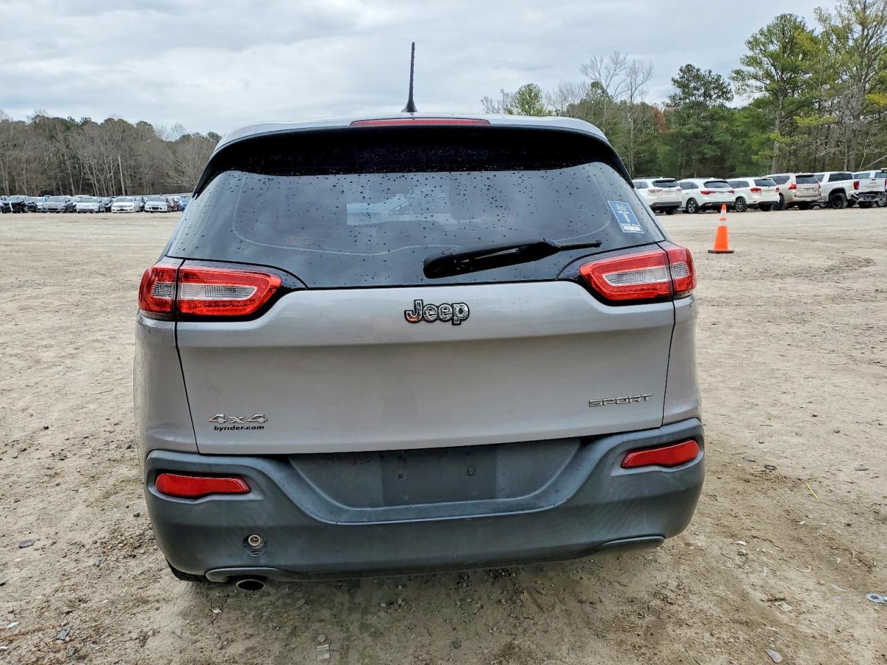 2014 Jeep Cherokee Sport - Фото 6