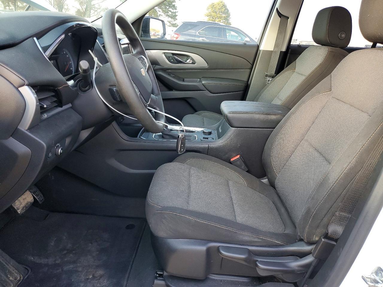 2020 Chevrolet Traverse Ls - Фото 7