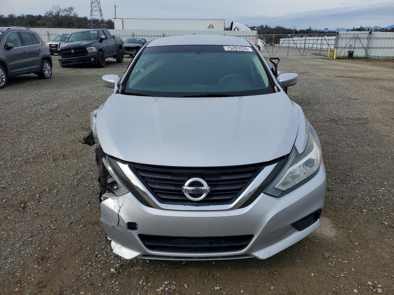 2016 Nissan Altima 2.5 - Фото 5