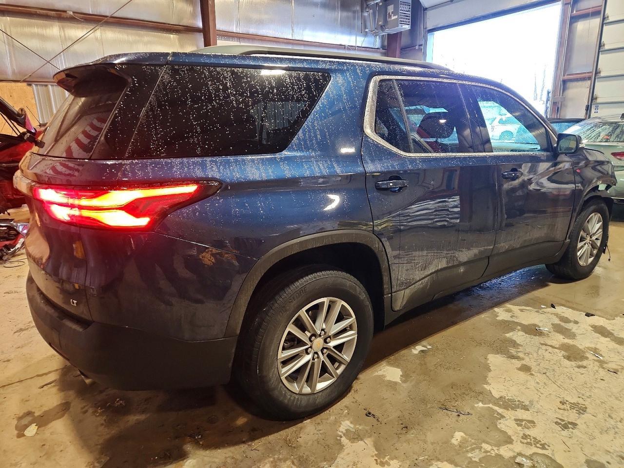 2022 Chevrolet Traverse Lt - Image 3