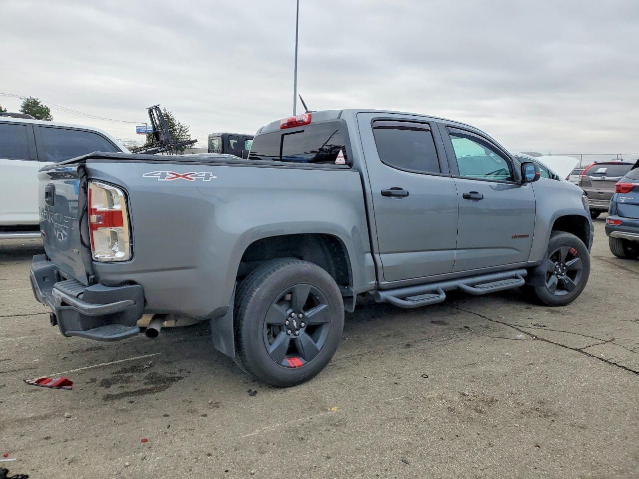 2021 Chevrolet Colorado Lt - Фото 3