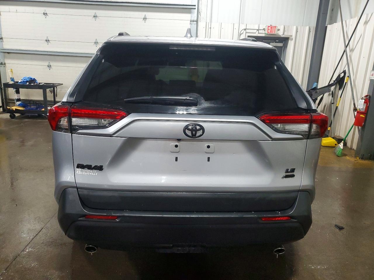 2020 Toyota Rav4 Le - Image 6