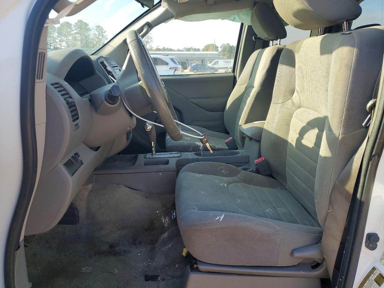 2016 Nissan Frontier S - Фото 7