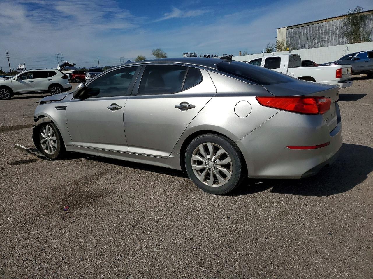 2015 Kia Optima Ex - Image 2