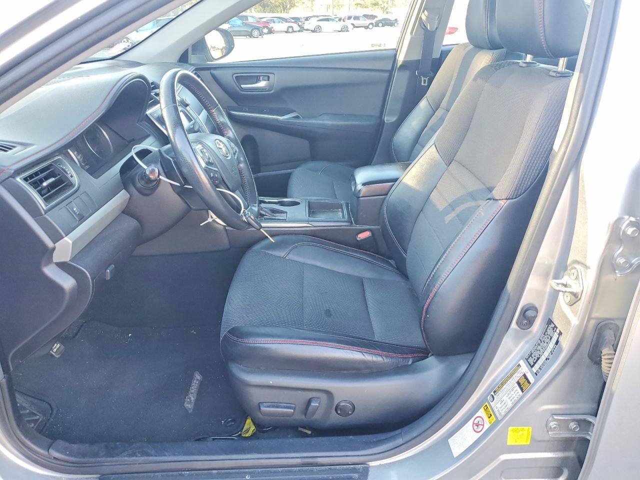 2017 Toyota Camry Le - Фото 7