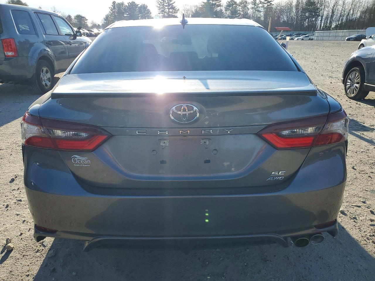2024 Toyota Camry Se - Фото 6