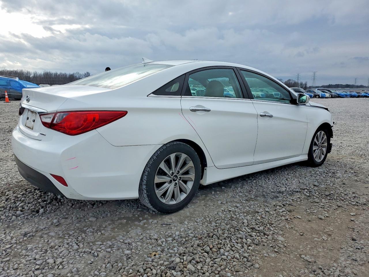 2014 Hyundai Sonata Se - Image 3