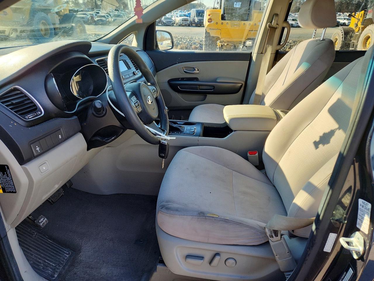 2016 Kia Sedona Lx - Фото 7