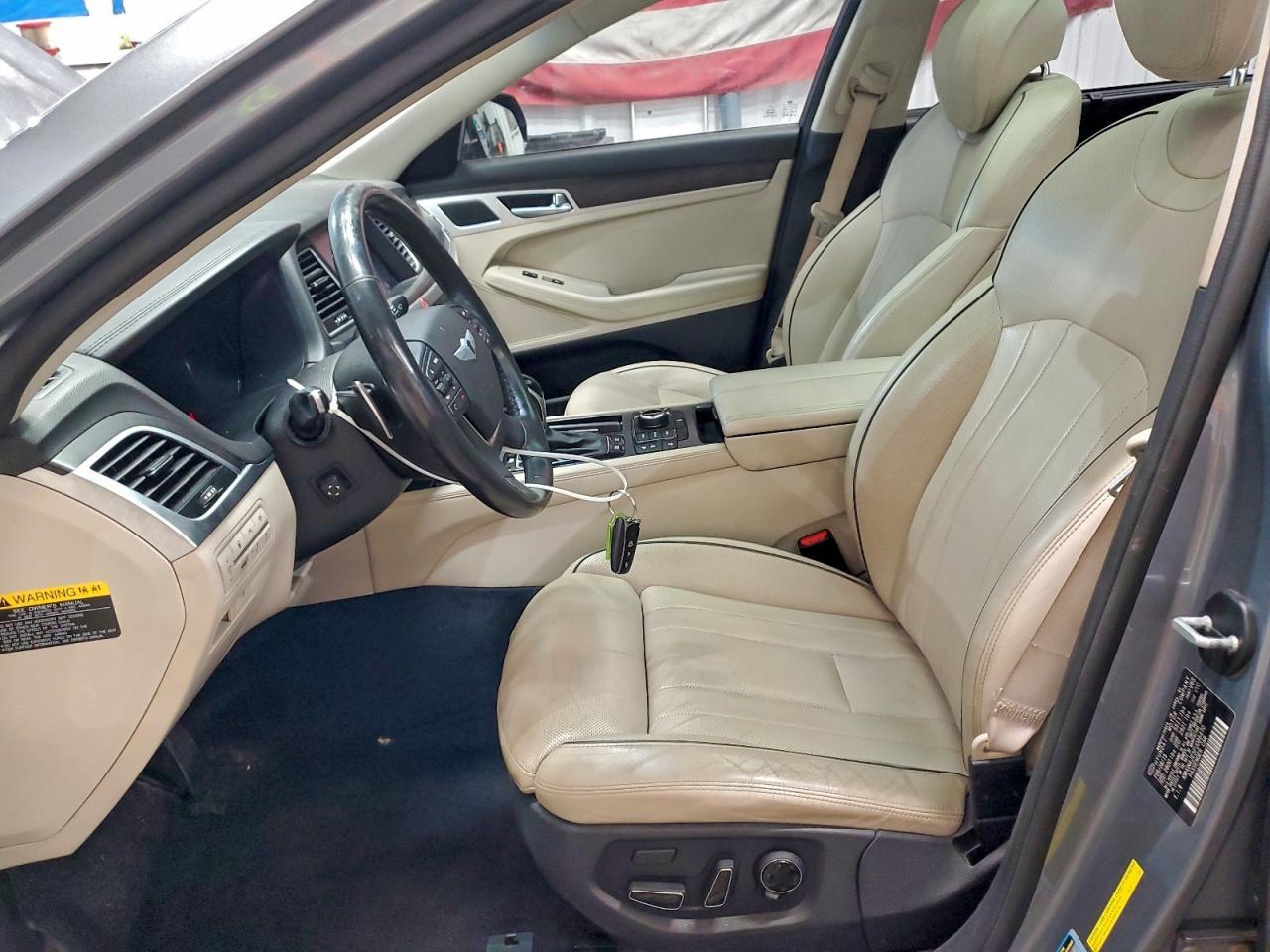 2015 Hyundai Genesis 3.8L - Фото 7