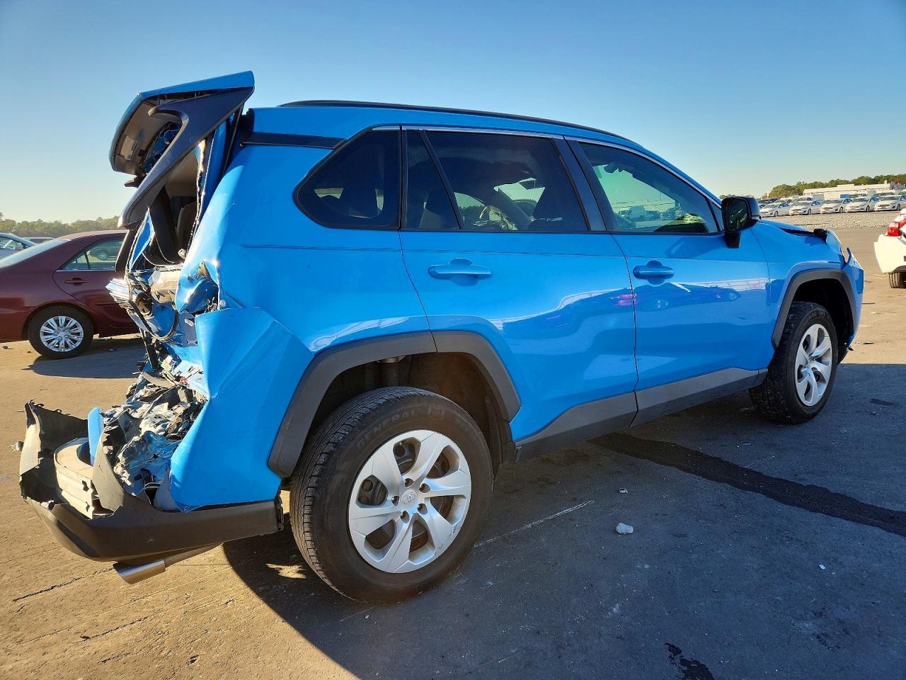 2020 Toyota Rav4 - Фото 3