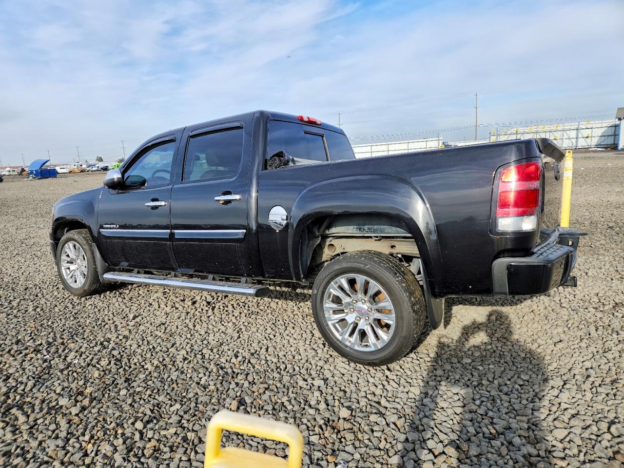 2008 GMC New Sierra K1500 Denali - Фото 2