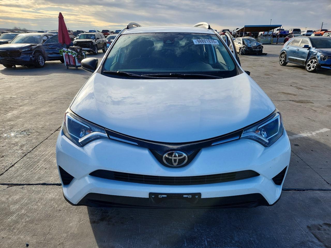 2018 Toyota Rav4 Le - Фото 5