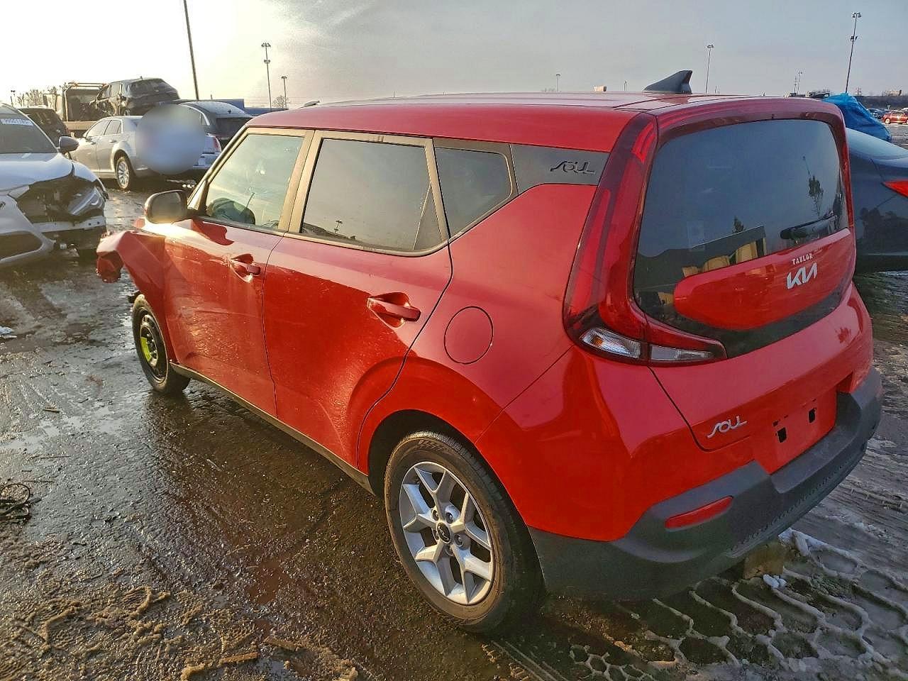 2022 Kia Soul Lx - Image 2