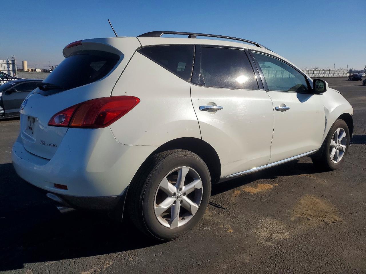 2009 Nissan Murano S - Image 3