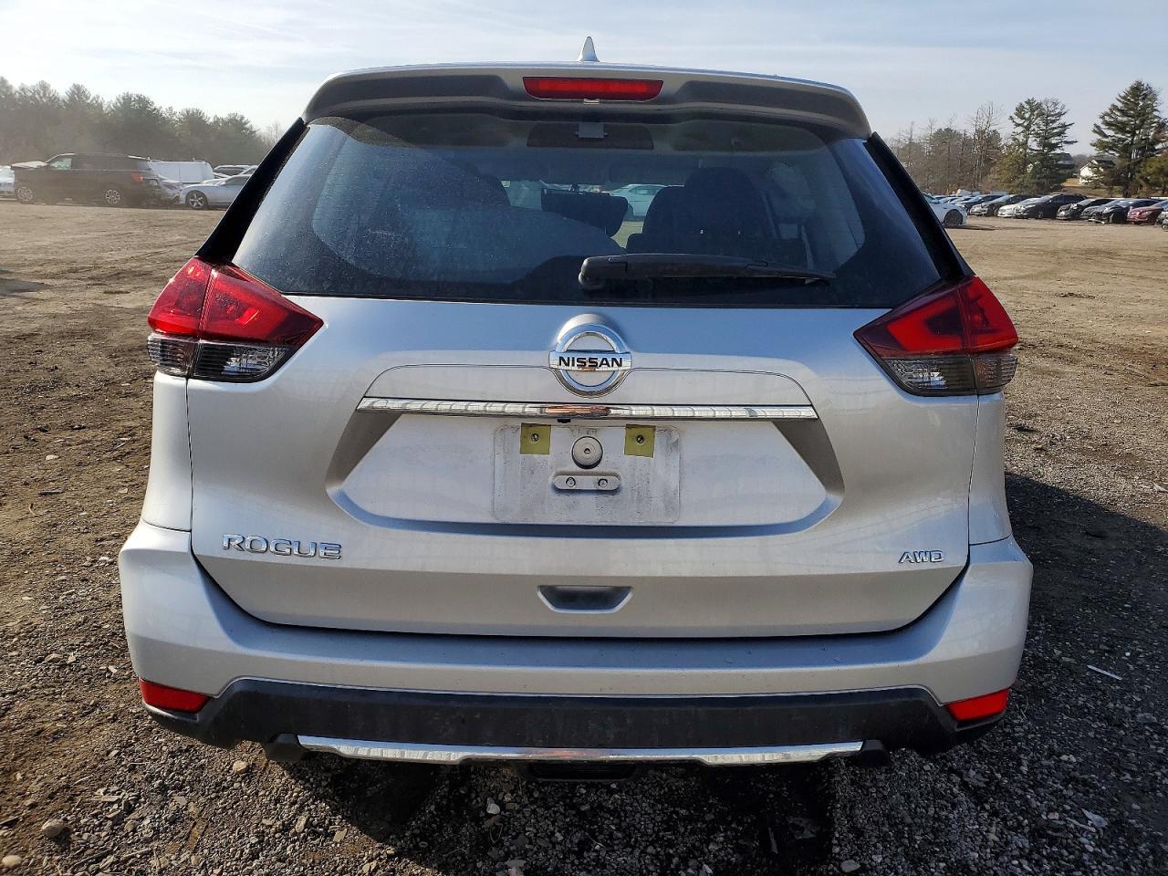 2018 Nissan Rogue S - Фото 6