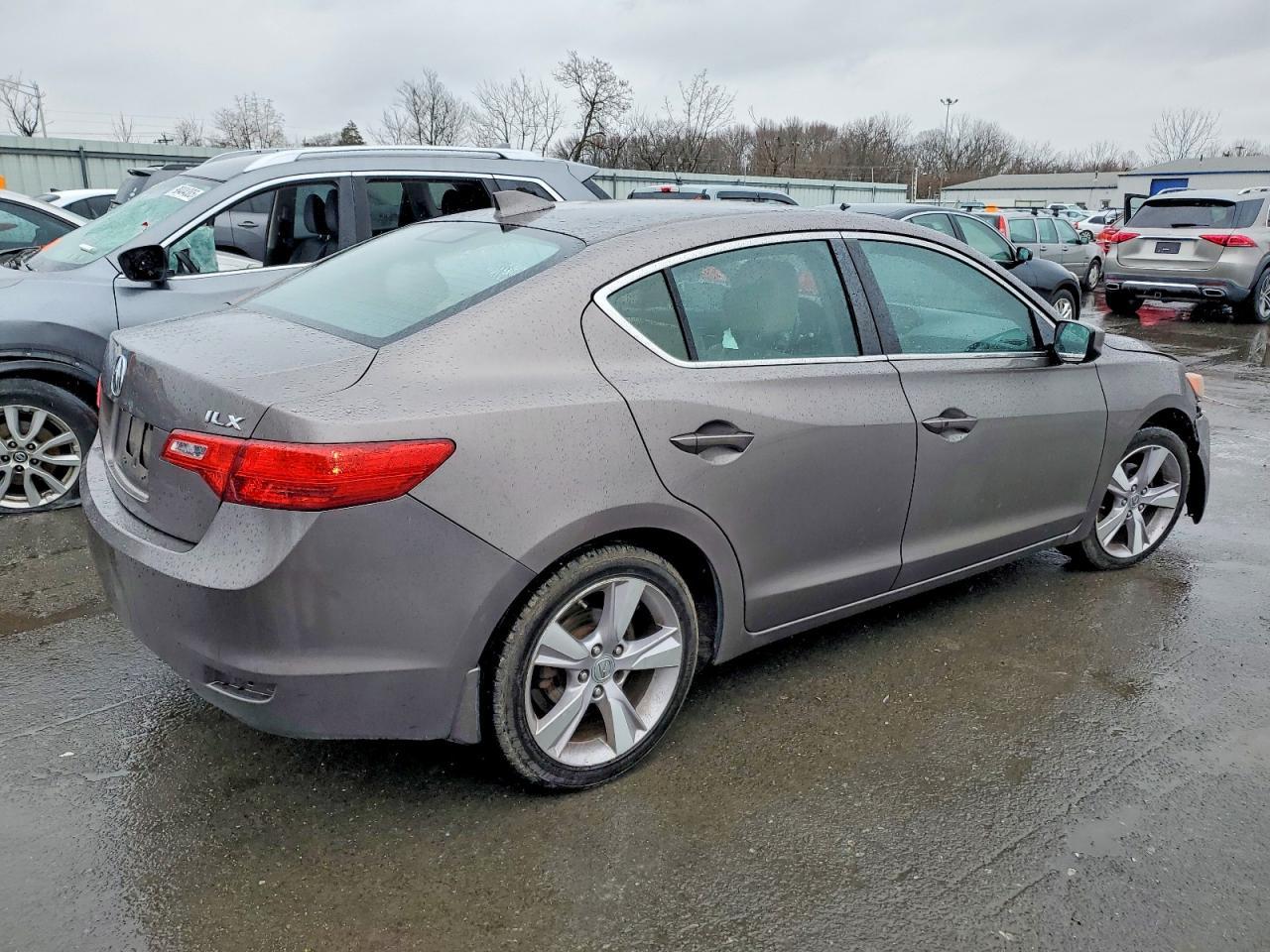 2014 Acura Ilx 20 Premium - Фото 3