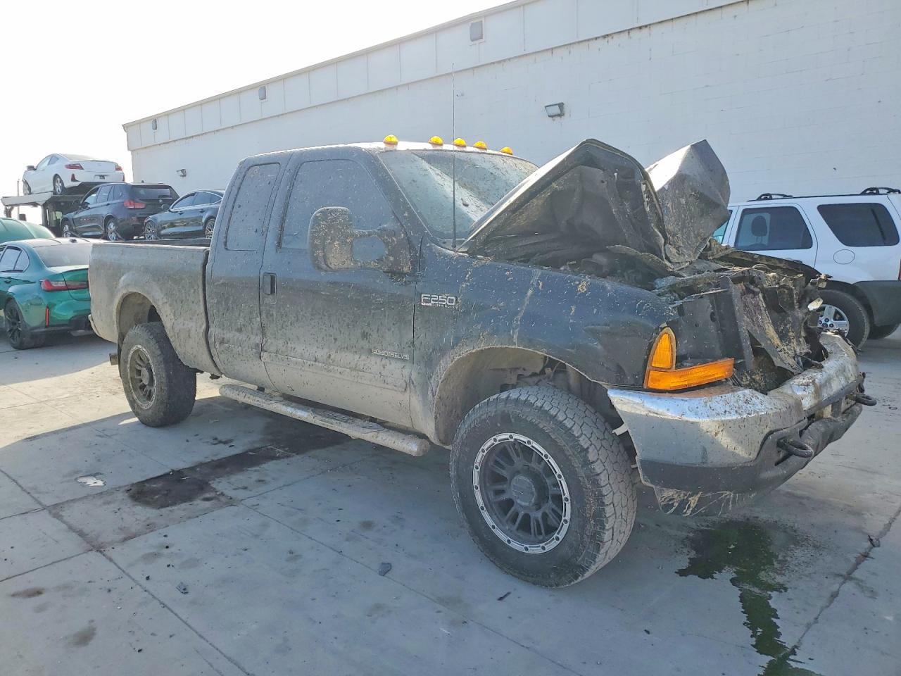 2001 Ford F250 Super Duty - Image 4
