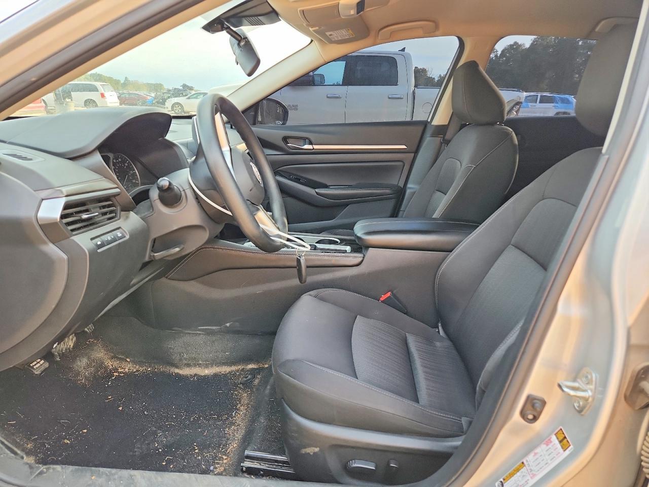2023 Nissan Altima Sv - Фото 7
