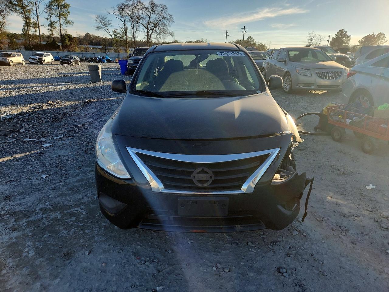 2015 Nissan Versa S - Фото 5