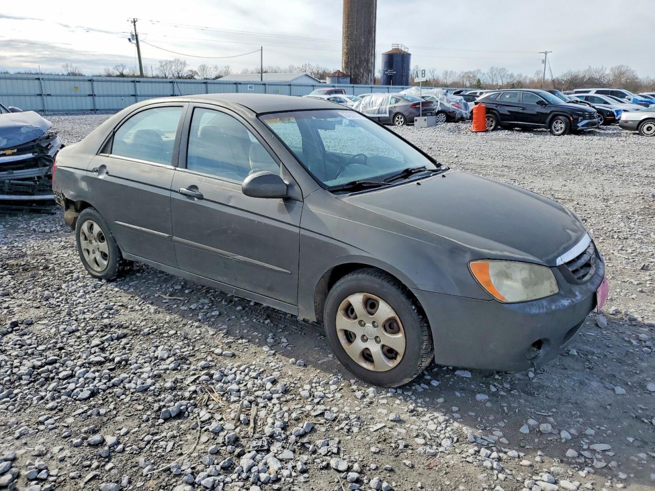 2005 Kia Spectra Lx - Image 4