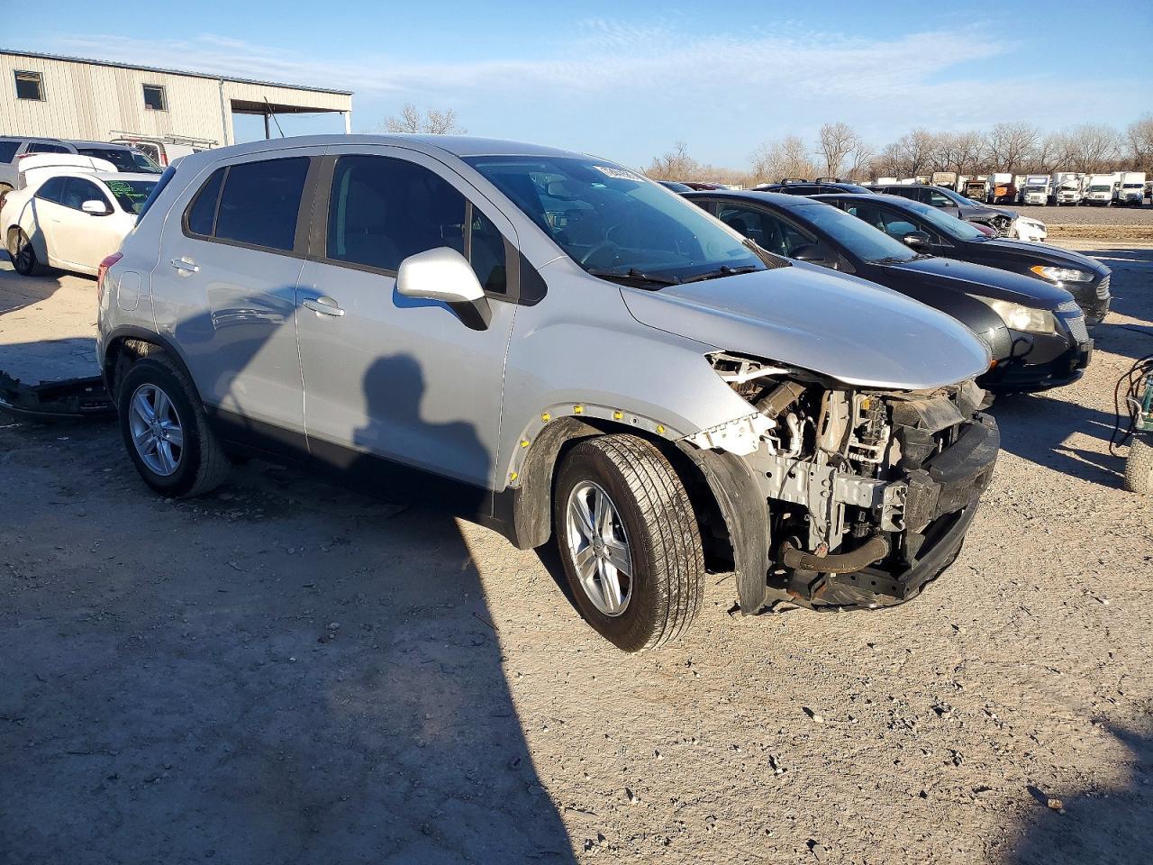2018 Chev Trax Ls - Фото 4