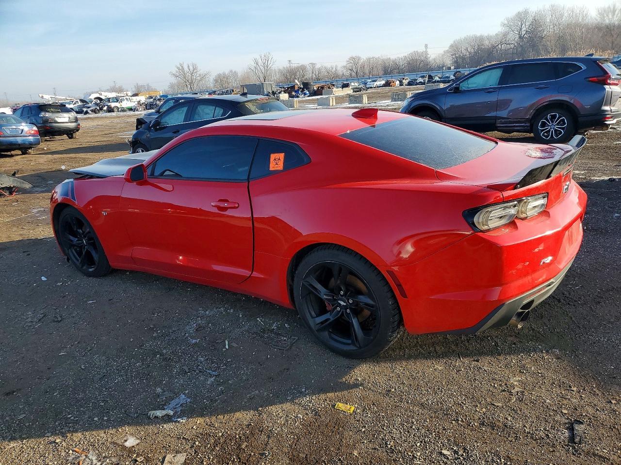 2019 Chevrolet Camaro Ls - Фото 2