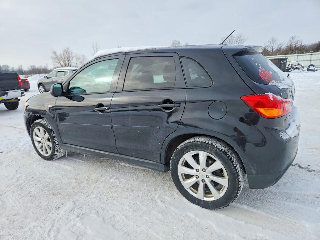 2015 Mitsubishi Outlander Sport Es - Фото 2