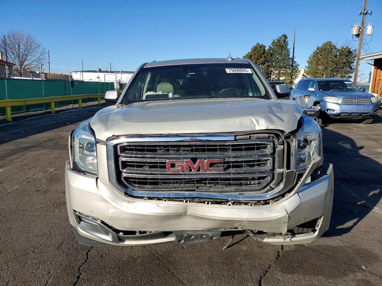 2016 GMC Yukon Xl K1500 Slt - Image 5