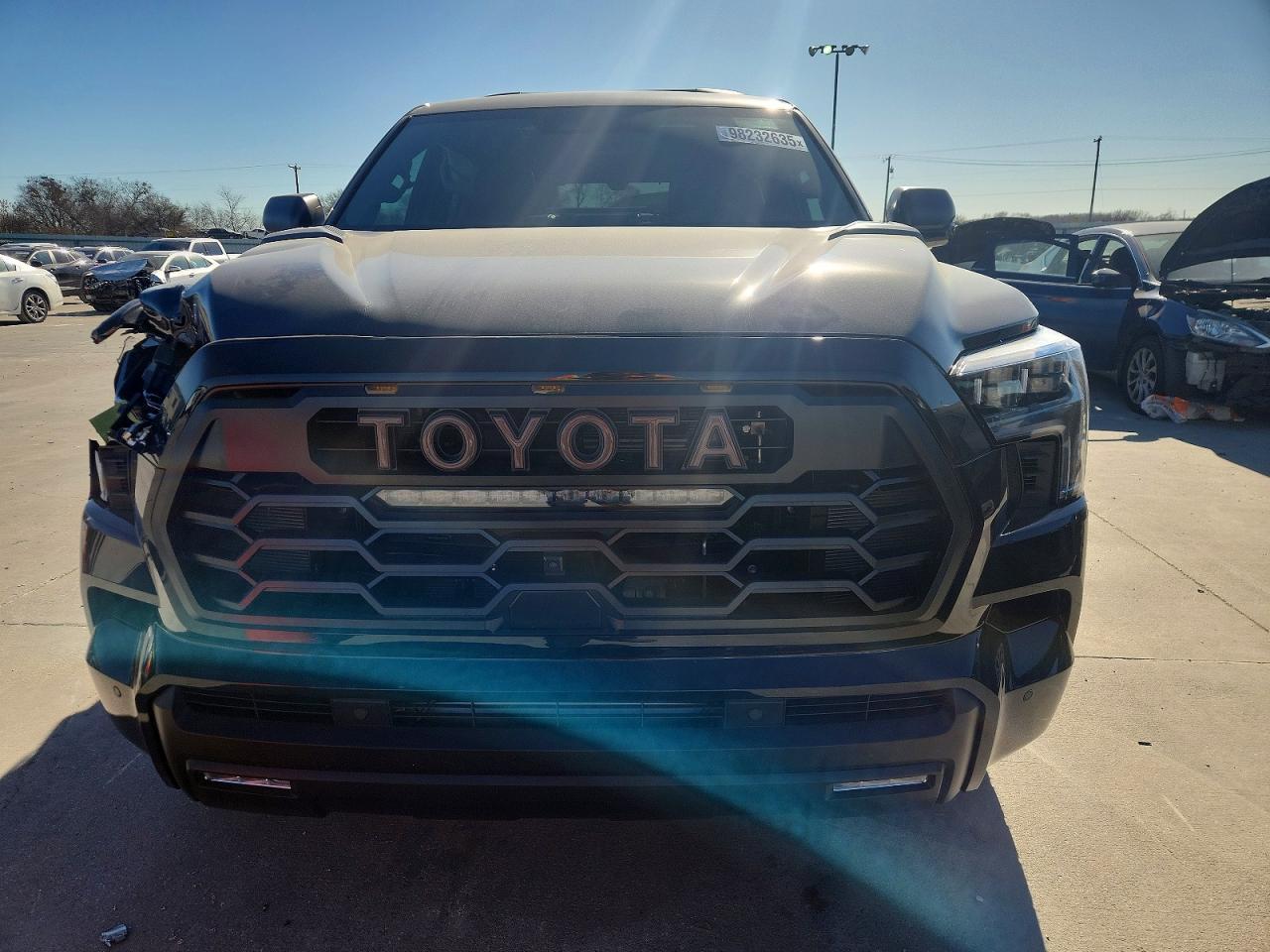 2026 Toyota Sequoia Sr5 - Фото 5