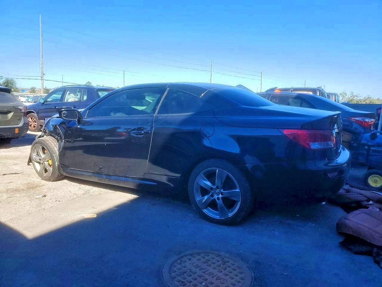 2011 Lexus Is 350 - Image 2