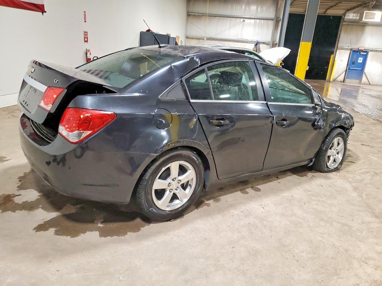 2014 Chevrolet Cruze Lt - Image 3