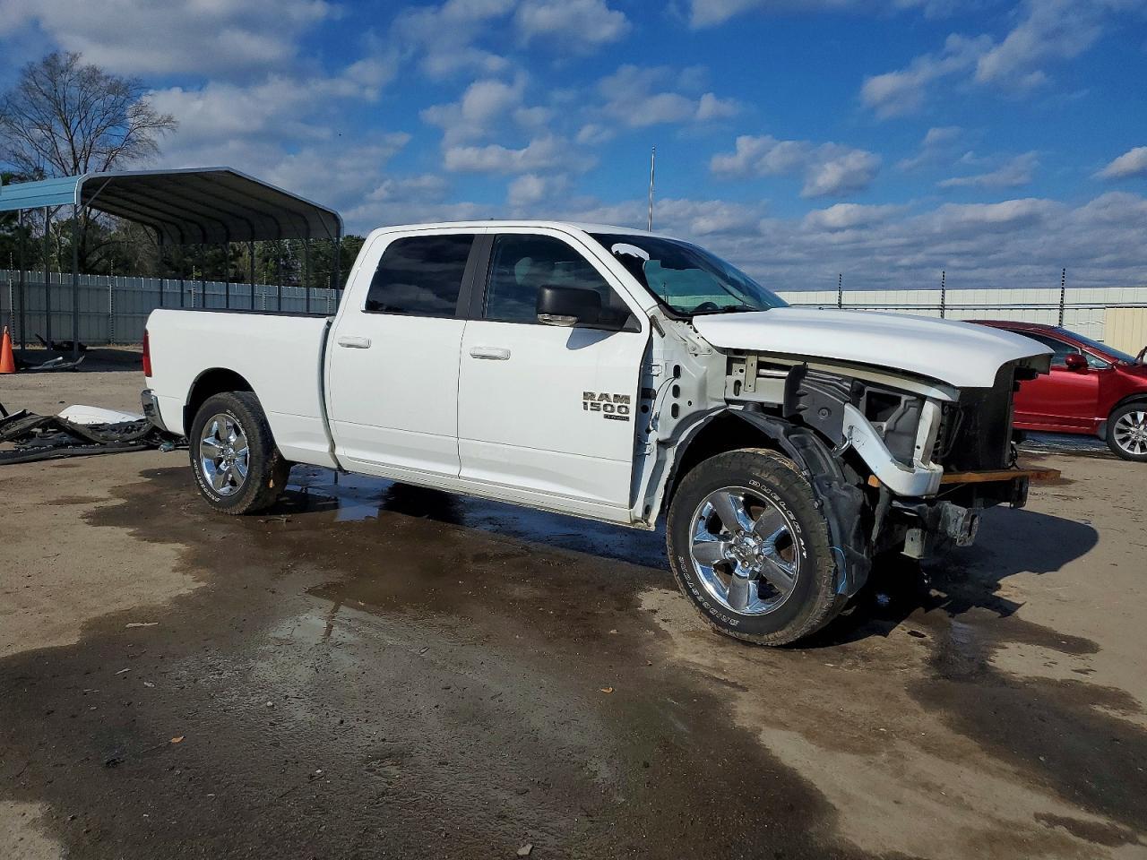 2019 Ram 1500 Classic Slt - Image 4