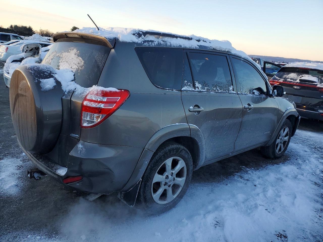2009 Toyota Rav4 Limited - Image 3