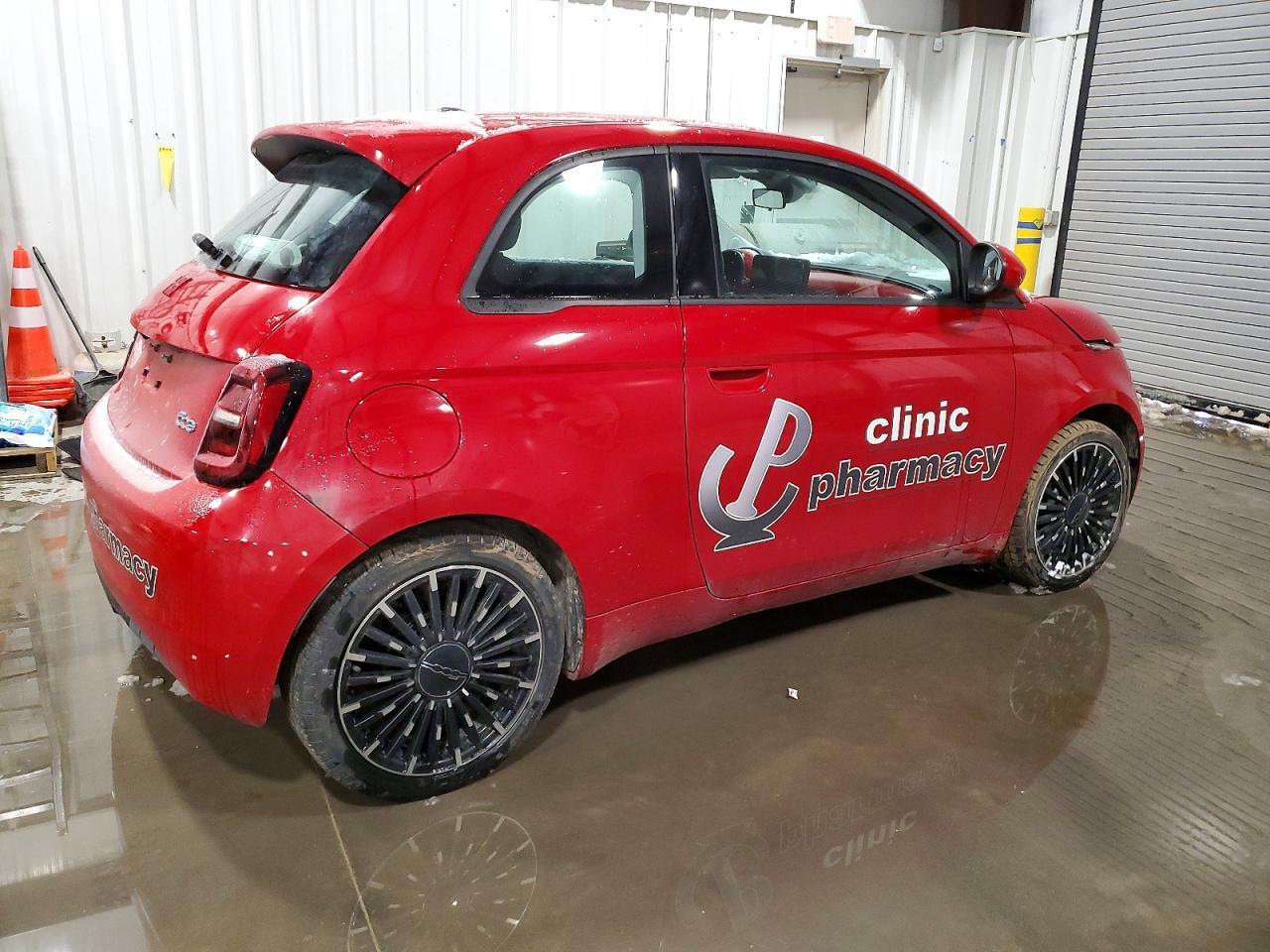 2024 Fiat 500 E Red - Фото 3