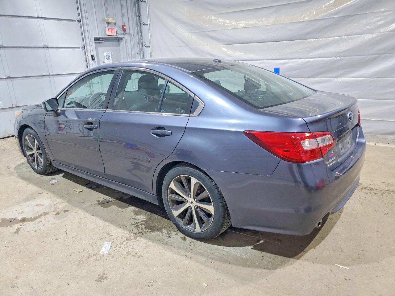 2015 Subaru Legacy 2.5I Limited - Фото 2